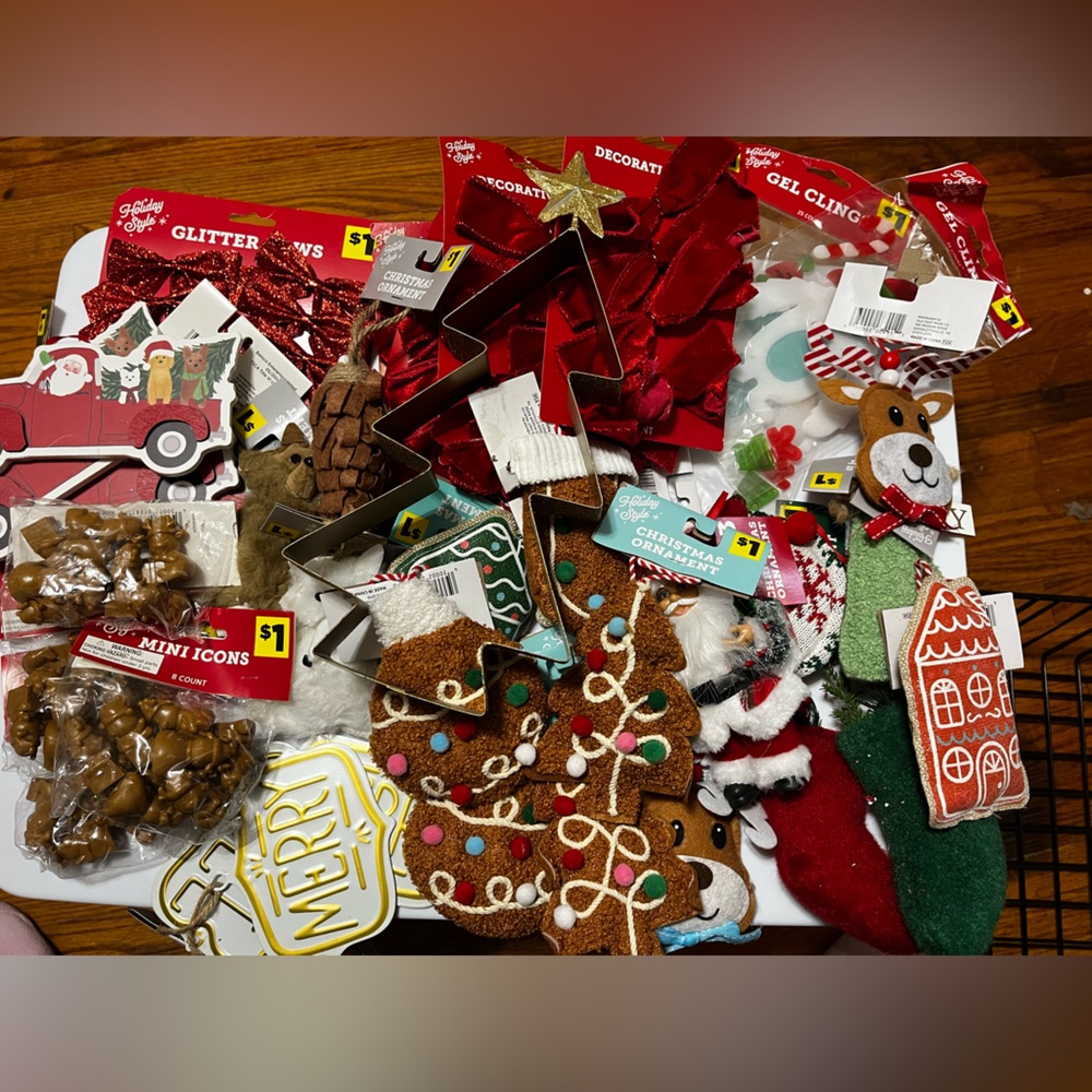 Christmas Holiday Decor Bundle all new never